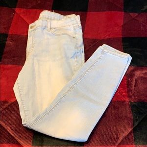 Old Navy Super Skinny Jeans
